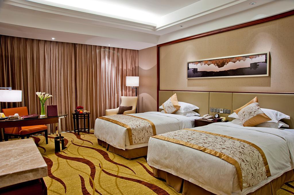 Ziguangyuan Hotel Jilin Zimmer foto