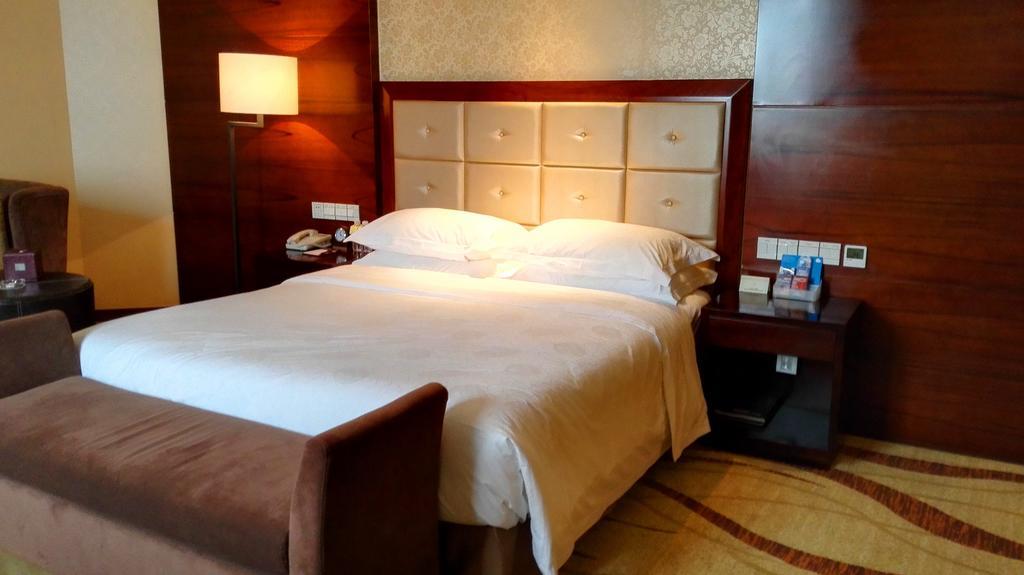 Ziguangyuan Hotel Jilin Exterior foto