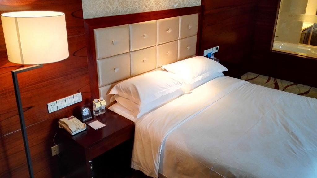 Ziguangyuan Hotel Jilin Exterior foto